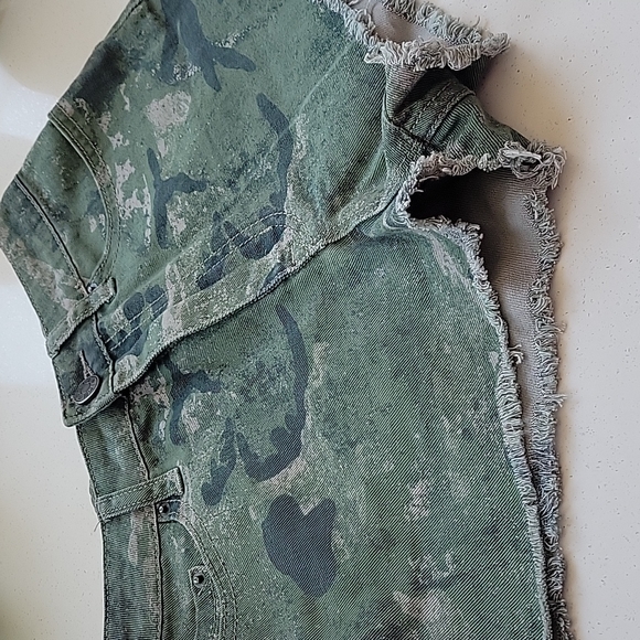 BDG High Rise Dree Cheeky size 24 - Picture 2 of 15